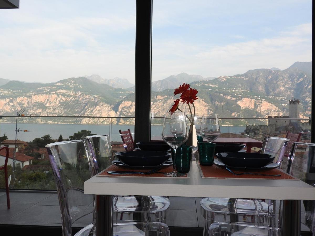 Apartamento Blue Sky Garda - Sunset Malcesine Exterior foto