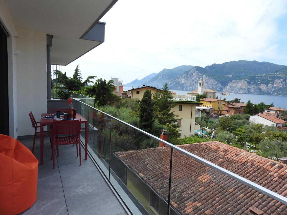 Apartamento Blue Sky Garda - Sunset Malcesine Exterior foto