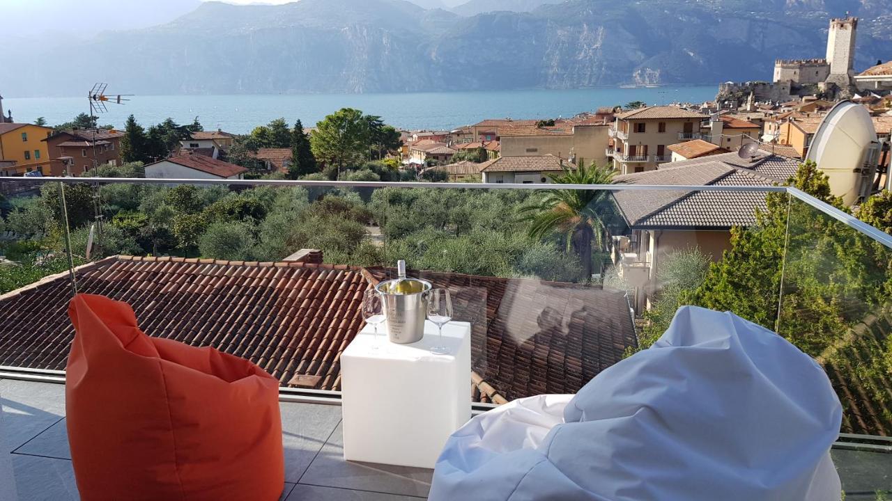 Apartamento Blue Sky Garda - Sunset Malcesine Exterior foto