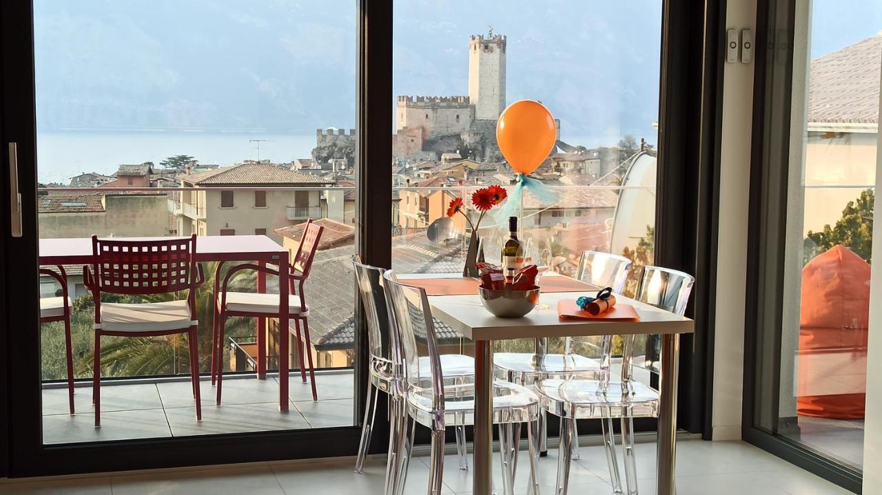 Apartamento Blue Sky Garda - Sunset Malcesine Exterior foto